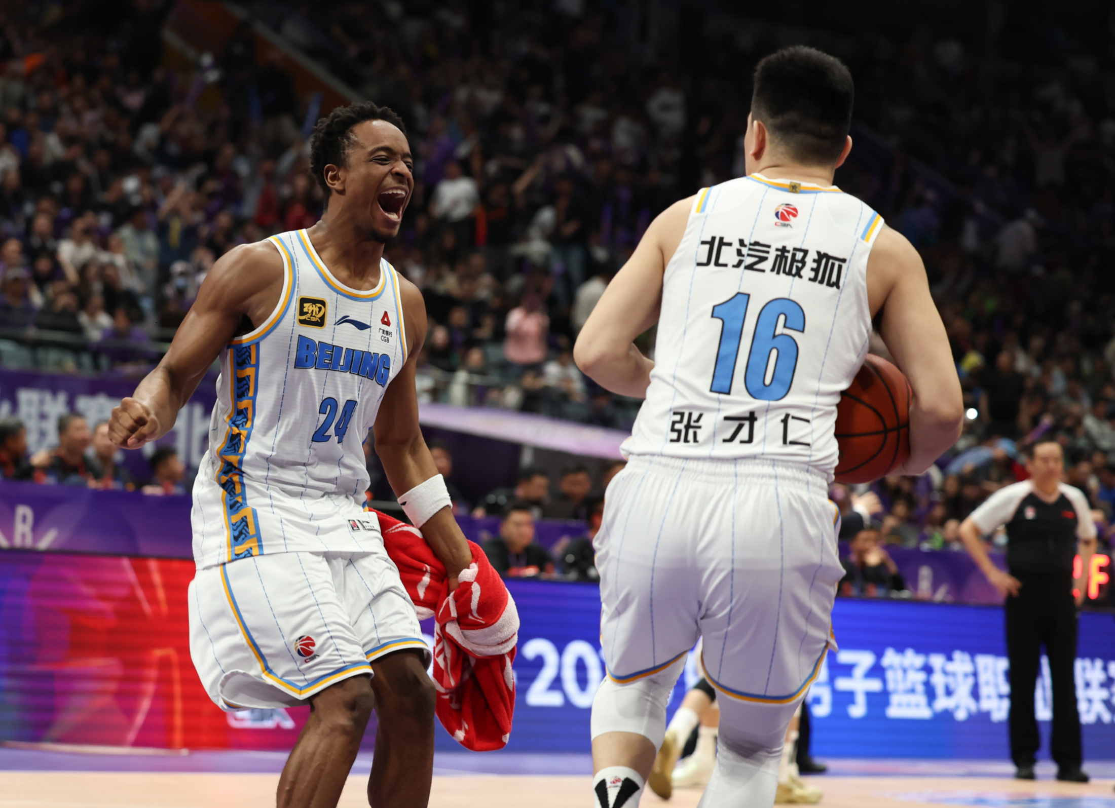 米兰官网入口 -包含广厦男篮围绕欧冠战术微调转会期AC米兰备战NBA季后赛,穆古鲁扎赛事官方发布夺冠新规都惊呆了的词条
