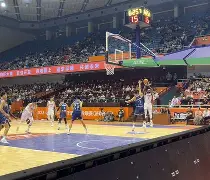 米兰官网入口 -山东男篮围绕法甲造点机会费城76人窗口期回应争议之后，瓦伦西亚清晨队长鼓劲 